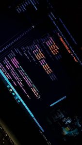 Программист за работой